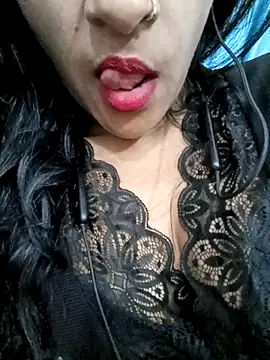 cuteaakriti online show from April 10, 11:44 pm