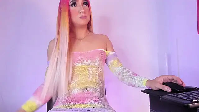 AlineCosta  online show from March 12, 3:53 am