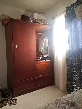 VikysDavis online show from February 10, 3:15 pm