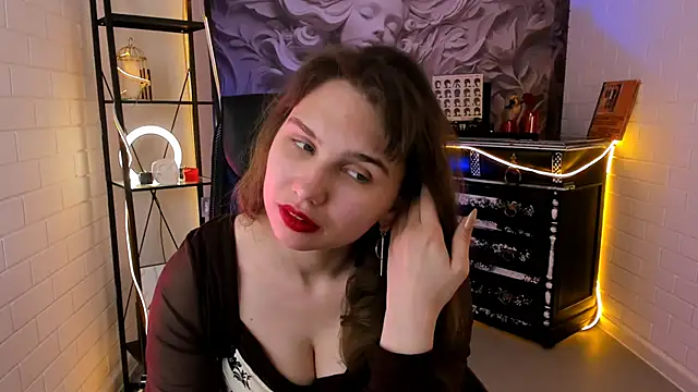 TessaMill online show from June 20, 9:57 am