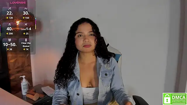 Snapshot of Michell_evans chatting on September 18, 11:42 am Michell evans online show from September 18, 11:42 am