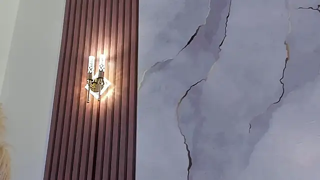 Iamlola  online show from March 17, 2:43 pm