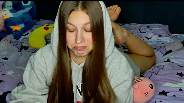 MissEmilyMiller online show from November 17, 6:19 pm