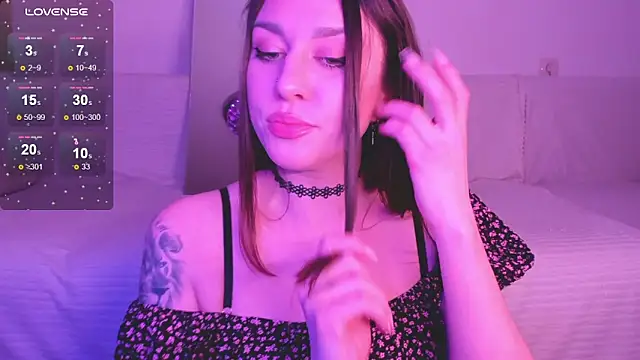 Lil Foxy9 online show from November 12, 3:43 pm