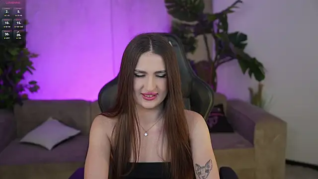 Goldie Flame online show from October 15, 2:36 am