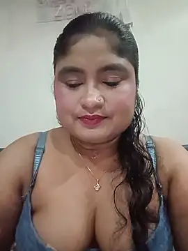 hornyriyanka online show from June 15, 2:34 am
