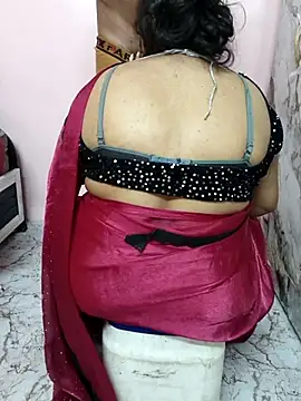 dhanshri143 online show from July 5, 8:42 am