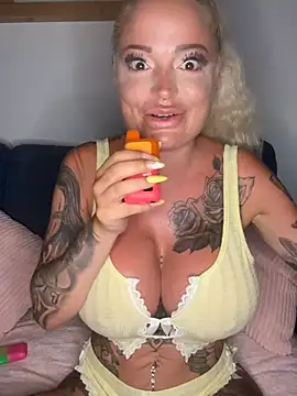 shortybig official online show from July 27, 4:20 am