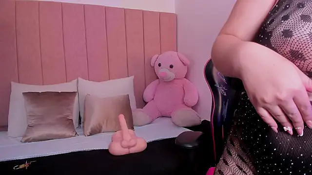 cloe weiss online show from September 29, 5:07 pm