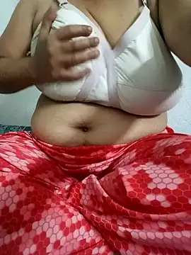 chocobbsneha567 online show from June 19, 1:25 pm