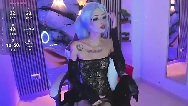 chloe jacksonn online show from April 24, 11:40 pm