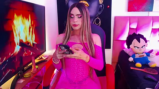 Snapshot of Valentina_Shine chatting on October 7, 7:57 am Valentina Shine online show from October 7, 7:57 am