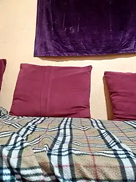 lona sexi online show from July 1, 7:35 pm