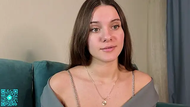 chloemilka online show from September 21, 6:39 pm