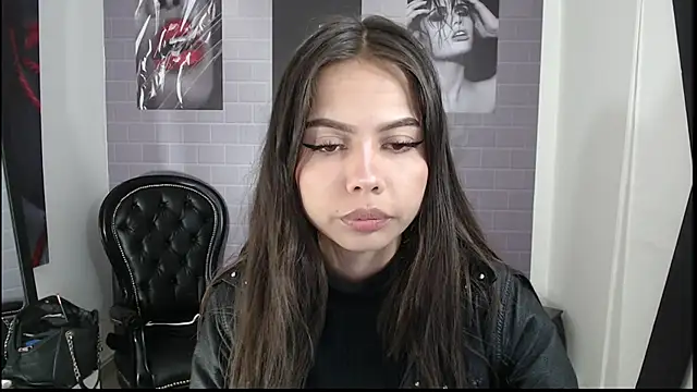Snapshot of aleesha_cameron02 chatting on October 14, 7:05 pm aleesha cameron02 online show from October 14, 7:05 pm
