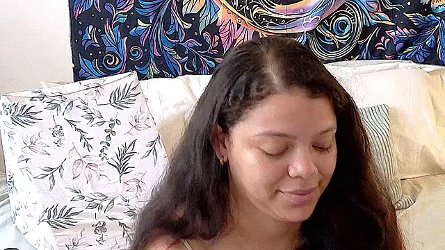 Amanda sweet online show from June 3, 1:45 pm
