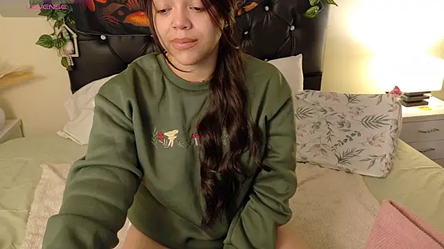 Amanda sweet online show from October 11, 1:25 pm