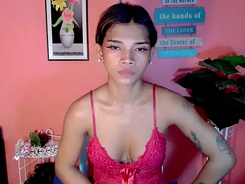 Sweet ThaliaXX online show from September 12, 12:45 pm