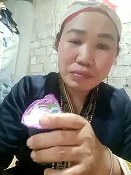 jienrrr online show from November 9, 11:39 am