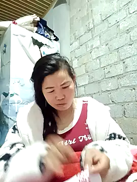 jienrrr online show from October 15, 1:41 am