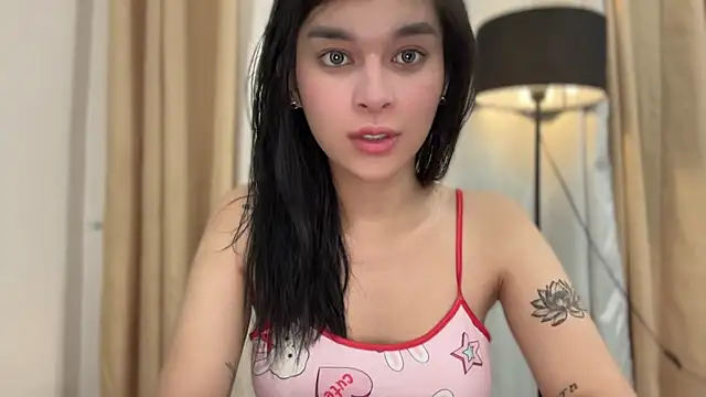 Snapshot of asiansmilexx chatting on October 6, 10:54 am asiansmilexx online show from October 6, 10:54 am