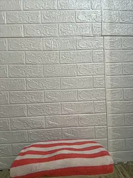 Shiny Babe online show from September 13, 8:22 am