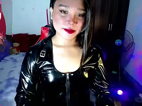 Urassiansweetcummer online show from July 26, 2:52 am