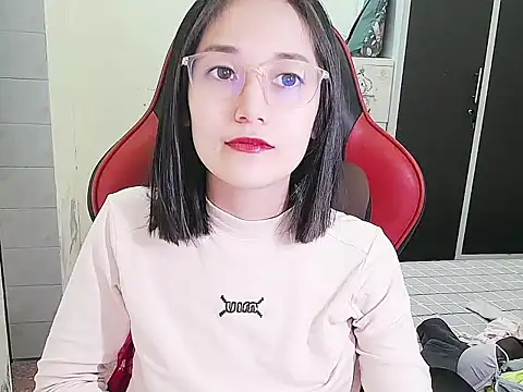 Shulee21 online show from November 15, 1:50 am