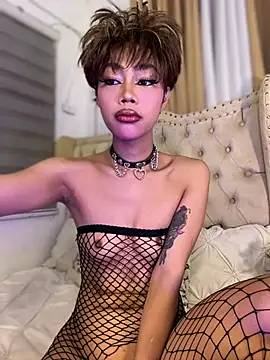 Innocent yanixx69 online show from July 18, 8:33 pm