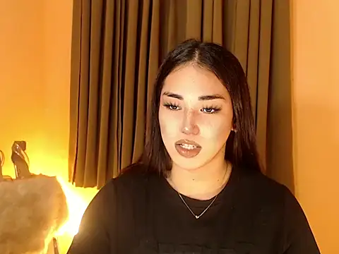 Snapshot of magnificent_kitana chatting on September 12, 6:15 pm magnificent kitana online show from September 12, 6:15 pm