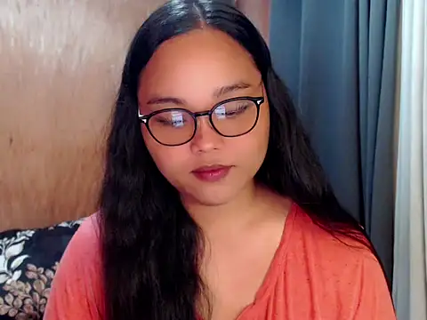 Snapshot of _Lylia chatting on October 5, 12:15 am  Lylia online show from October 5, 12:15 am