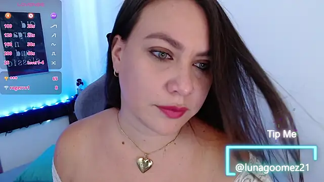 Snapshot of Luna-Gomez chatting on September 25, 5:22 pm Luna-Gomez online show from September 25, 5:22 pm