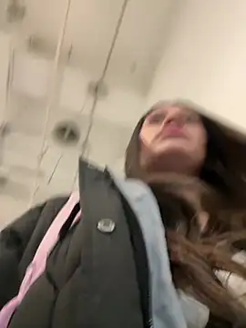 Isabella21  online show from February 14, 11:51 pm