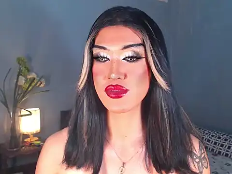 AleinaCroft online show from December 2, 4:25 am