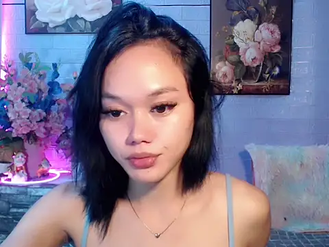 sexybabewarrior online show from July 17, 10:35 pm