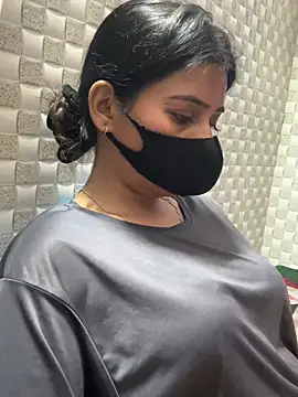 Hot Jaanvi  online show from July 21, 10:49 am