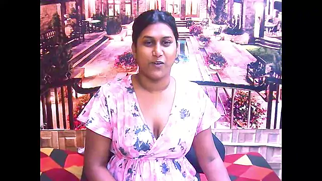 Snapshot of IndianChocolatepie4u chatting on October 7, 5:34 am IndianChocolatepie4u online show from October 7, 5:34 am