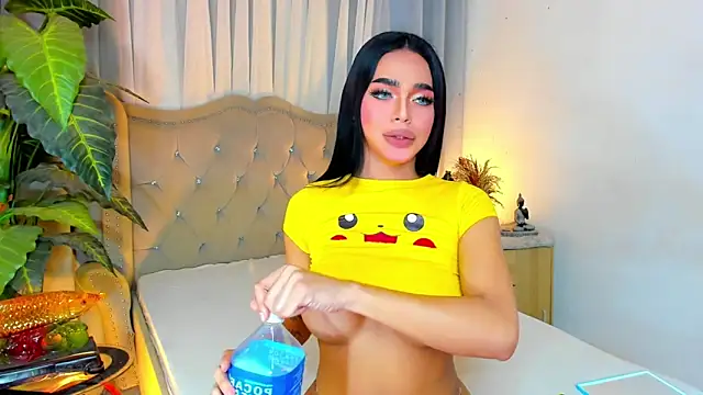 MochaliciousTransOnTop online show from December 3, 1:19 am