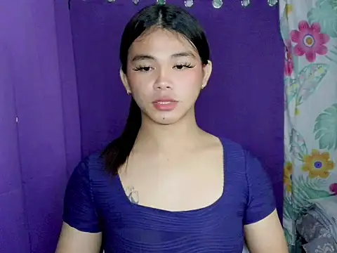 urgirljane online show from May 6, 2:21 pm