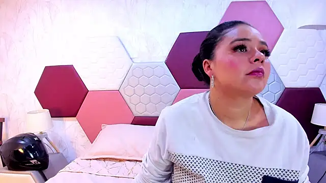 ArielleWilde online show from November 28, 4:04 am