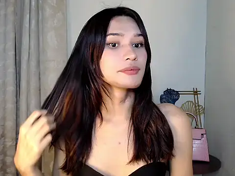 SerenaCortesi online show from December 19, 8:23 pm