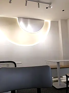 Mint299 online show from December 3, 7:44 am