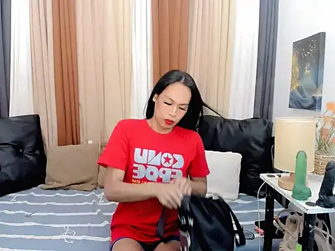 Snapshot of Savanna_White chatting on October 4, 11:49 am Savanna White online show from October 4, 11:49 am