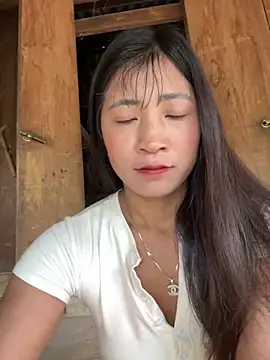 ThiHa003 online show from April 30, 2:28 am