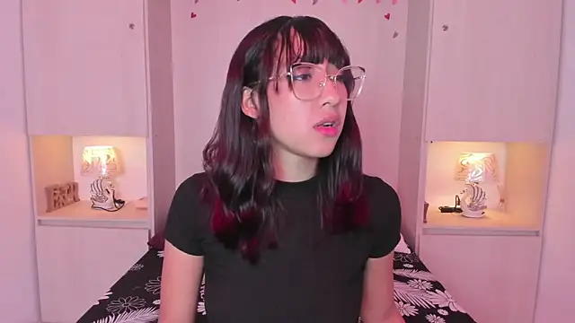 CamiGox online show from October 25, 8:15 pm