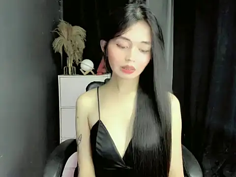 LexiLove online show from November 6, 1:39 pm