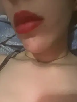 Mimisixo online show from July 17, 2:32 pm