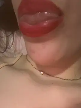 Mimisixo online show from July 24, 4:16 pm
