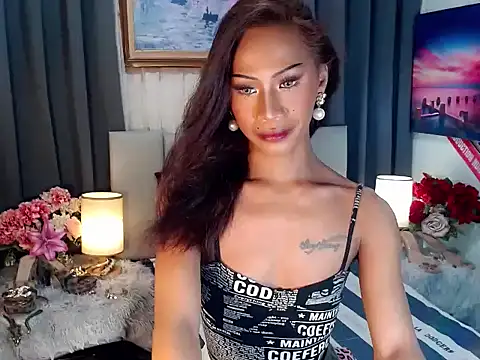 Snapshot of sassylatina chatting on October 2, 10:20 am sassylatina online show from October 2, 10:20 am