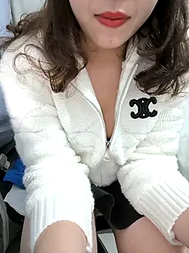 Ariana-Vy online show from January 10, 11:31 pm